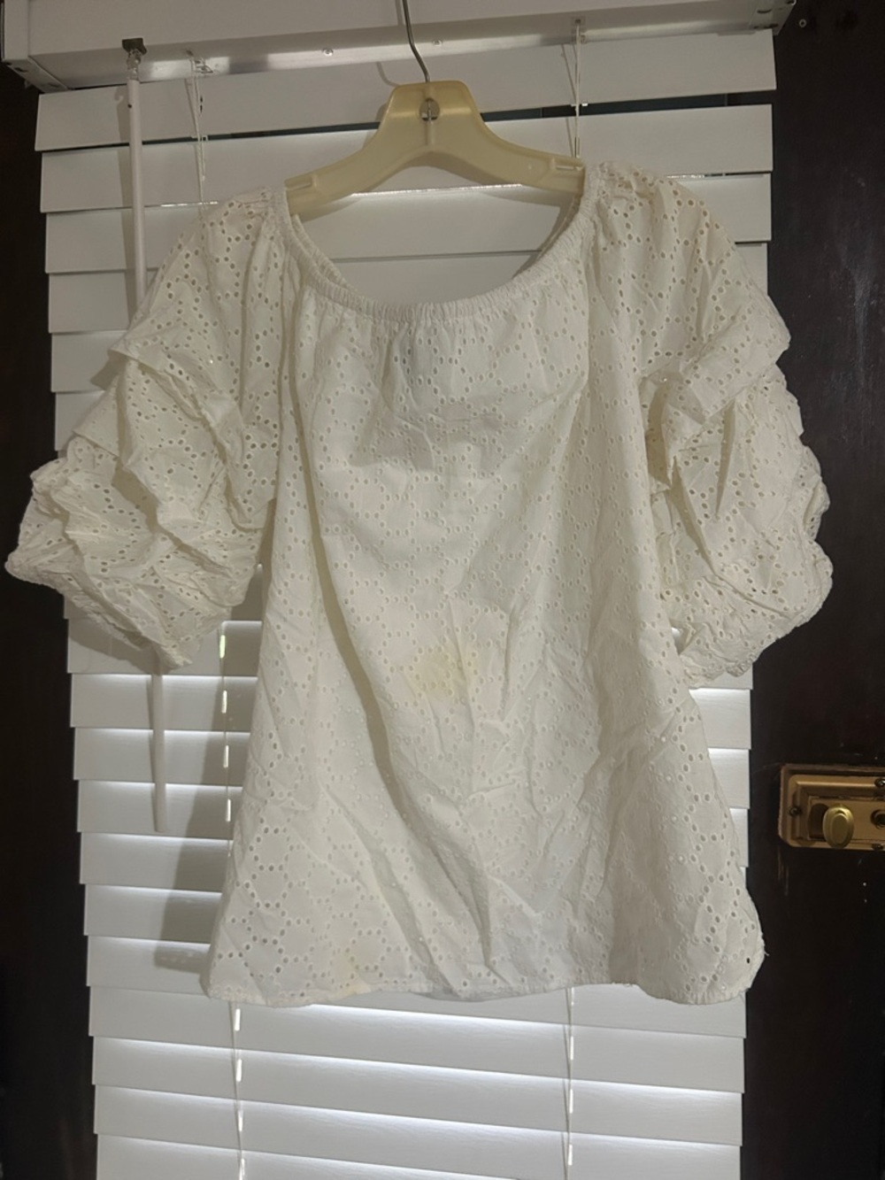CeCe White Eyelet Puff Sleeve Blouse